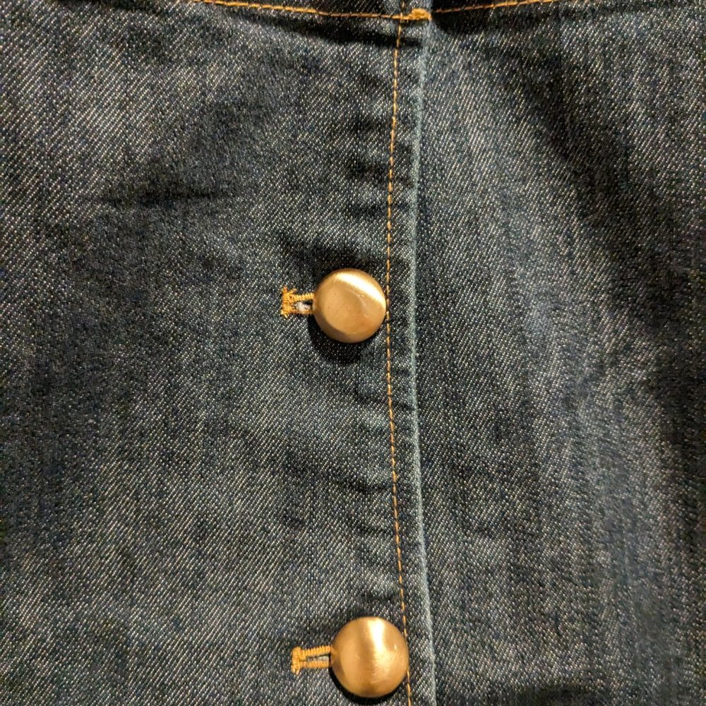 Michael Kors Indigo Denim Jean Gold Button Skirt size 8 - Picture 5 of 5